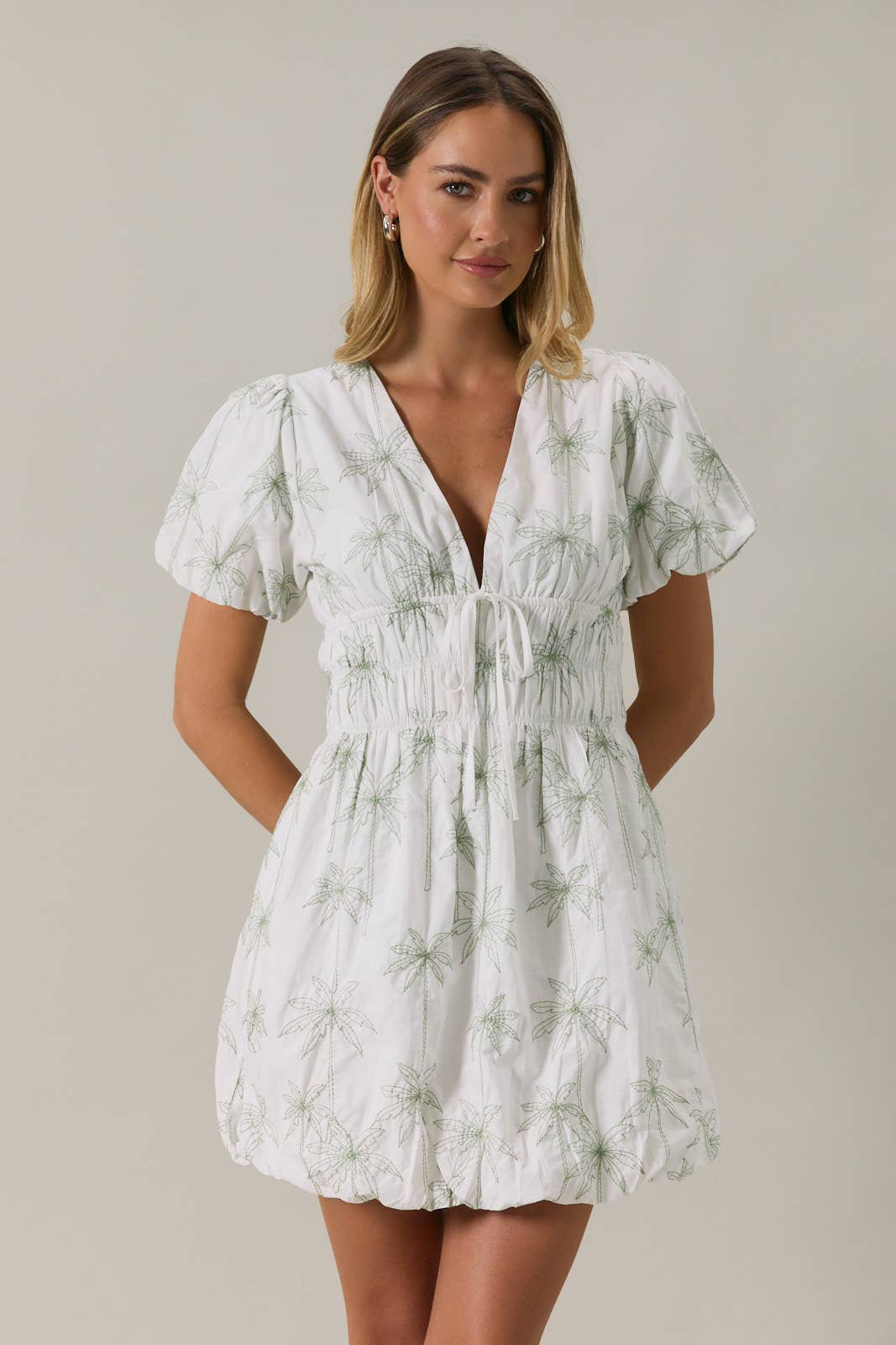 V NECK SHORT BUBBLE SLEEVE SHIRRED MINI DRESS
